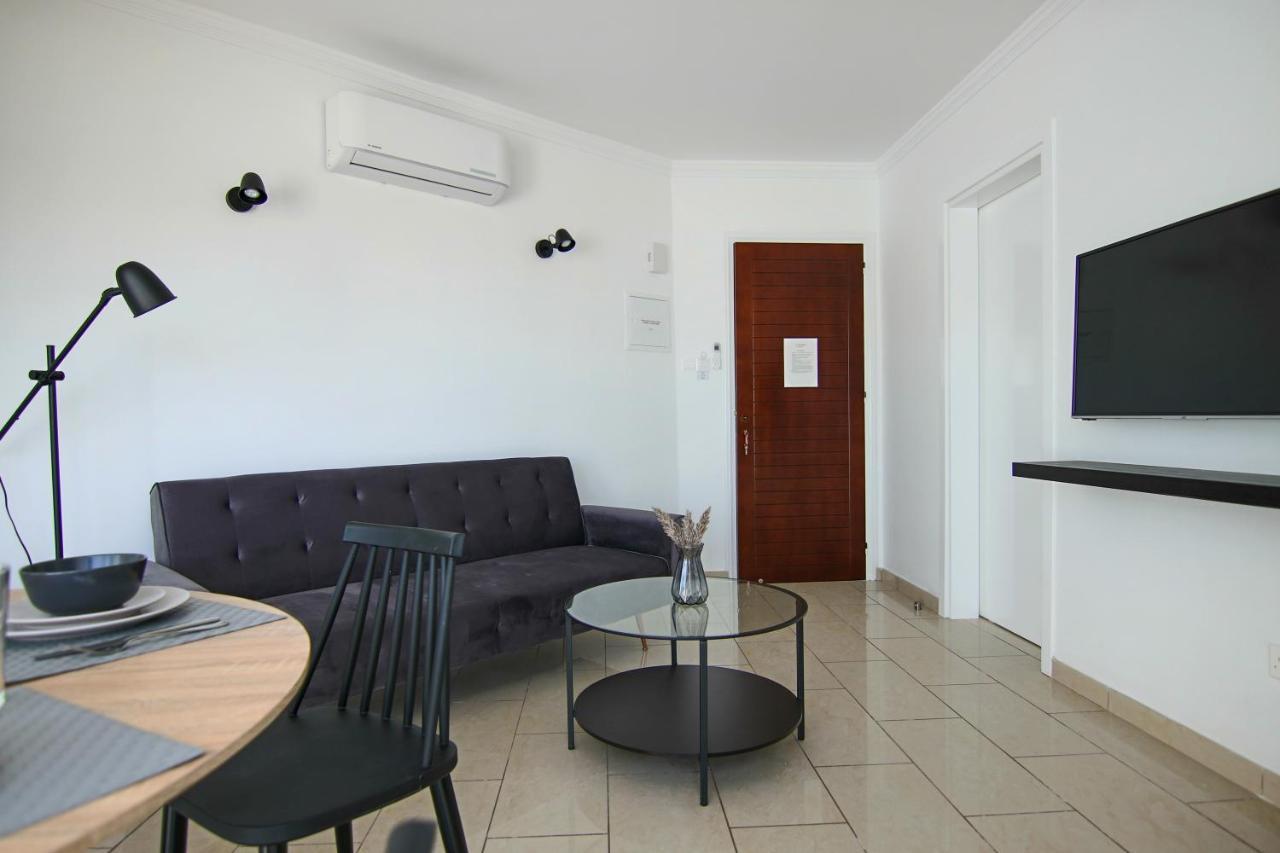 Phaedrus Living Seaside Junior Suite Lighthouse 63 Pafos Zewnętrze zdjęcie