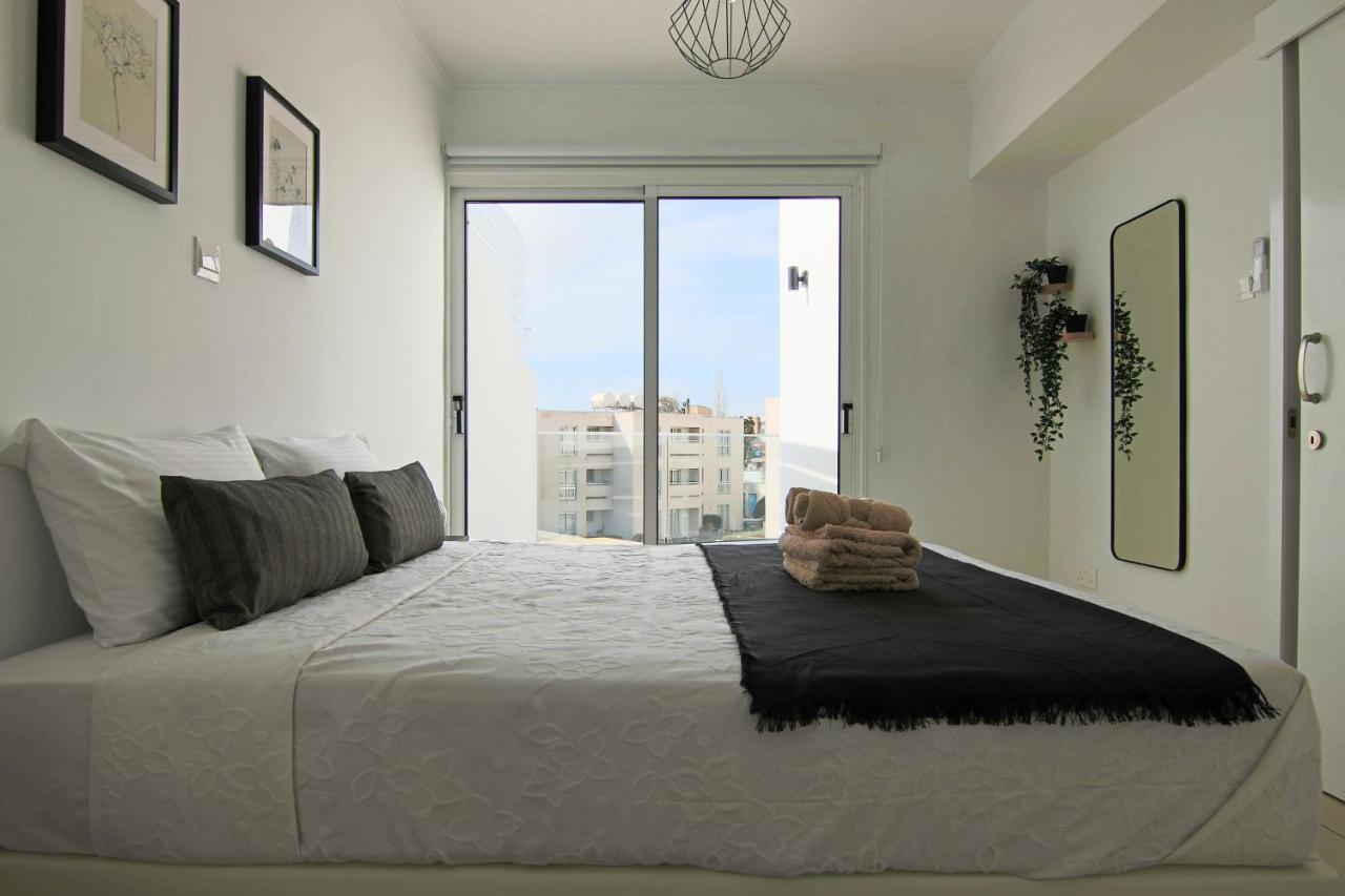 Phaedrus Living Seaside Junior Suite Lighthouse 63 Pafos Zewnętrze zdjęcie